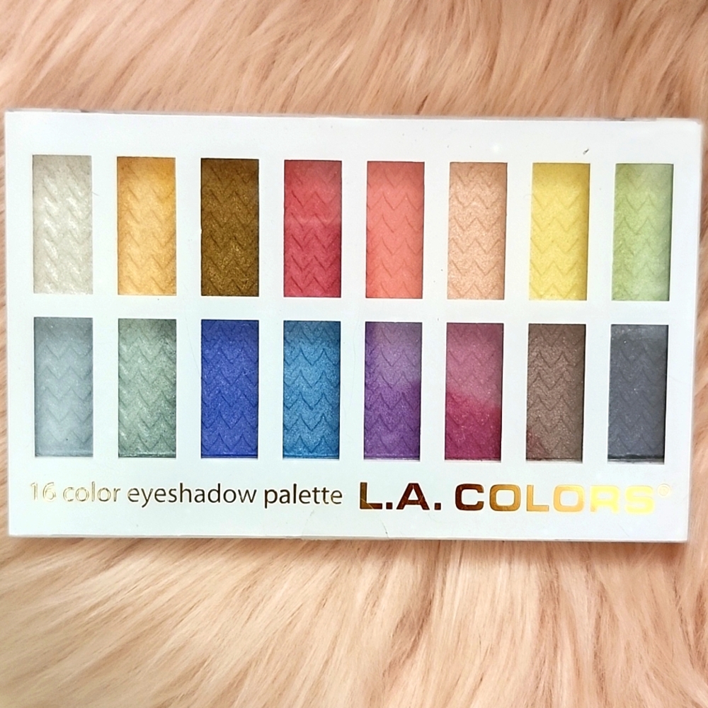 Brand New L.A COLORS 16CT Eyeshadow Palette